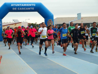 La carrera de obstáculos Roman Race Cascantum celebró su segunda edición con un notable éxito de participación y público así como la novedad de convocar dos categorías diferentes. Así, el sábado 24 de septiembre se puso en marcha por primera vez la prueba denominada 'Potencia', sobre un recorrido de 400/800 metros. El domingo fue el turno para la carrera de 'Resistencia': 10 kilómetros por caminos y senderos con obstáculos naturales.