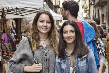 El pasado fin de semana, los vecinos de Puente la Reina y los visitantes que se acercaron a esta localidad pudieron disfrutar del completo programa organizado con motivo de sus fiestas tradicionales. Uno de los actos más auténticos es la carrera de layas, que se celebró el domingo 25 por la tarde. Gigantes y cabezudos, encuentros gastronómicos, encierros de vacas, baile de la Era y feria de artesanía fueron algunas de las citas más atractivas de estos festejos.
