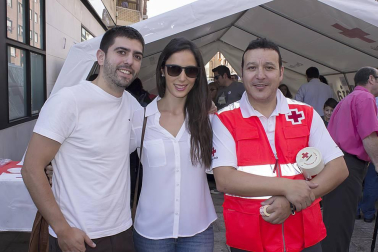 El sábado 1 de octubre se celebraron los actos principales de las jornadas 2016 de exaltación del Piquillo de Lodosa. En primer lugar, se entregó el reconocimiento 'Piquillo de plata' al actor Karra Elejalde, acto tras el cual se procedió a iniciar la demostración de asado tradicional y ensartido de los frutos, así como a la esperada degustación. Un mercado de pimientos del Piquillo de Lodosa y de productos artesanos animó también la jornada.