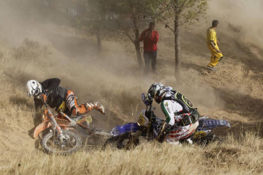 Prueba de motociclismo dentro de los Seis días de Enduro en Navarra.