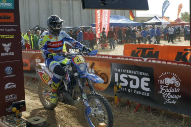 Prueba de motociclismo dentro de los Seis días de Enduro en Navarra.