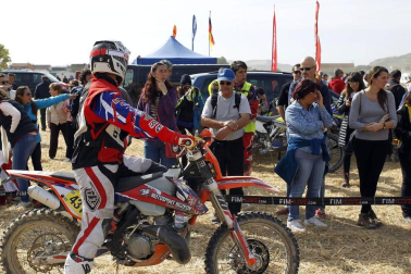 Prueba de motociclismo dentro de los Seis días de Enduro en Navarra.