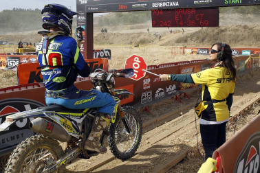 Prueba de motociclismo dentro de los Seis días de Enduro en Navarra.
