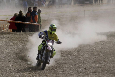 Prueba de motociclismo dentro de los Seis días de Enduro en Navarra.