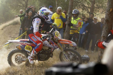 Prueba de motociclismo dentro de los Seis días de Enduro en Navarra.