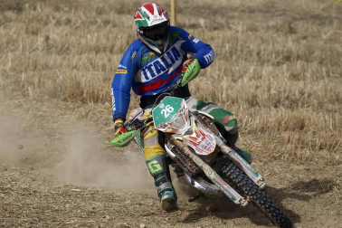 Prueba de motociclismo dentro de los Seis días de Enduro en Navarra.