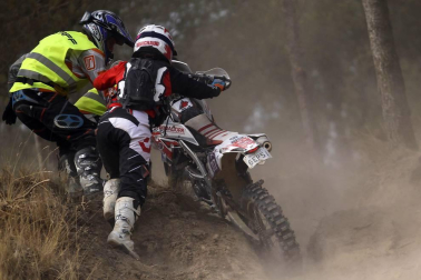Prueba de motociclismo dentro de los Seis días de Enduro en Navarra.