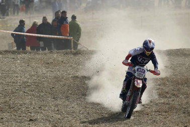 Prueba de motociclismo dentro de los Seis días de Enduro en Navarra.