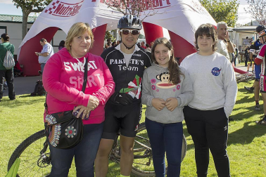 El sábado 8 de octubre Tierra Estella acogió una prueba btt con dos recorridos: el medio fondo o corto (43 kilómetros) y el bike marathon o largo (88 kilómetros). Organizada por Tierra Estella Epic, la prueba tuvo como punto de salida Ayegui y el camping de Iratxe como meta. Los corredores disfrutaron de los paisajes incomparables de la zona durante una jornada marcada por el buen tiempo y mejor ambiente deportivo.