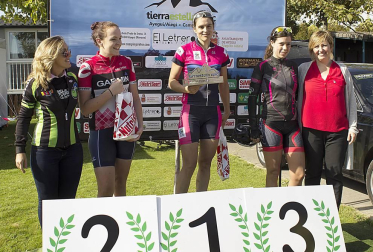 El sábado 8 de octubre Tierra Estella acogió una prueba btt con dos recorridos: el medio fondo o corto (43 kilómetros) y el bike marathon o largo (88 kilómetros). Organizada por Tierra Estella Epic, la prueba tuvo como punto de salida Ayegui y el camping de Iratxe como meta. Los corredores disfrutaron de los paisajes incomparables de la zona durante una jornada marcada por el buen tiempo y mejor ambiente deportivo.