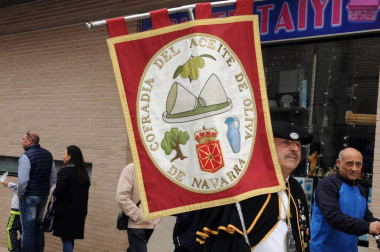 El 22 de octubre Cintruénigo acogió el XVI Capítulo General de la Cofradía del Aceite de Oliva de Navarra. La recepción en el ayuntamiento a autoridades, cofrades e invitados supuso el pistoletazo de salida a una jornada en la que no faltaron los desfiles, la investidura y juramentación de los nuevos cofrades de número y honor, el apadrinamiento de un olivo centenario, la lectura de un poema al olivo por Pepe Alfaro, el descubrimiento de una placa, la degustación gratuita de tostadas, la comida oficial o los sorteos. El domingo las actividades se trasladaron a la plana de Barillas, donde se rindió homenaje a los olivos bimilenarios y se realizó un almuerzo popular.