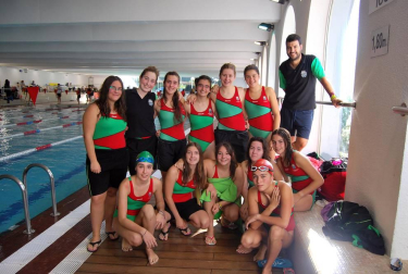 El sábado 29 de octubre dio comienzo la XVII Liga Navarra Infantil de Natación, correspondiente a los XXX Juegos Deportivos de Navarra. Esta primera fecha del torneo, en la que concurrieron 118 nadadores pertenecientes a 13 clubes, se disputó en dos sedes: la competición masculina tuvo lugar en la S.C.D.R. Anaitasuna, mientras que la pugna femenina se desarrolló en el Club Tenis Pamplona.