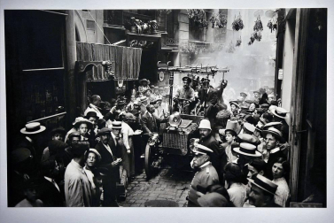 El Museo Universidad de Navarra inauguró una exposición sobre el fotógrafo catalán Josep Brangulí, uno de los pioneros del fotoperiodismo.