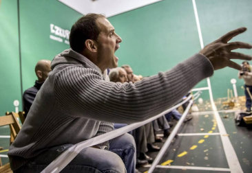 Fotos del Campeonato navarro de aizkora de Primera, celebrado el 18 de noviembre en el frontón de Doneztebe.