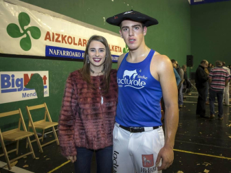 Fotos del Campeonato navarro de aizkora de Primera, celebrado el 18 de noviembre en el frontón de Doneztebe.
