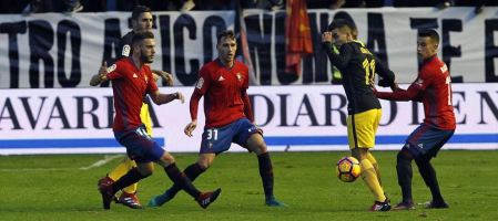 Imágenes del partido disputado en El Sadar entre Osasuna y Atlético de Madrid