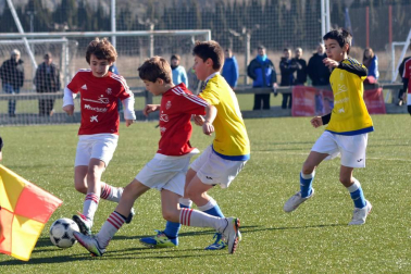 Galería de imágenes del partido Catalina de Foix-San Miguel Doneztebe.