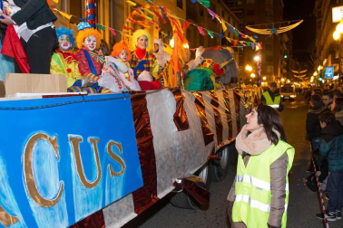 Melchor, Gaspar y Baltasar han llenado de ilusión las calles de Tudela