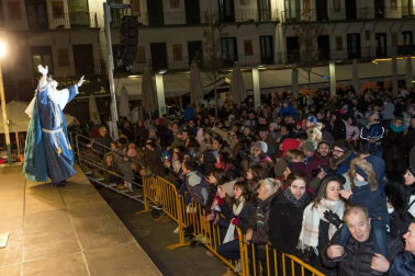 Melchor, Gaspar y Baltasar han llenado de ilusión las calles de Tudela