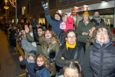 Melchor, Gaspar y Baltasar han llenado de ilusión las calles de Tudela
