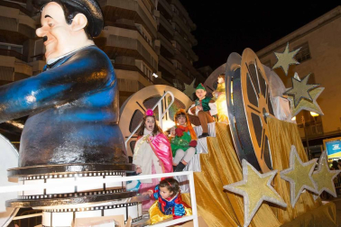 Melchor, Gaspar y Baltasar han llenado de ilusión las calles de Tudela