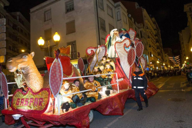 Melchor, Gaspar y Baltasar han llenado de ilusión las calles de Tudela