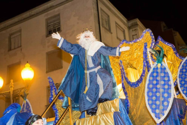 Melchor, Gaspar y Baltasar han llenado de ilusión las calles de Tudela