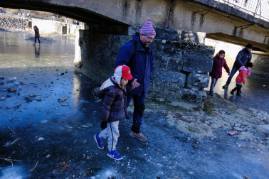 Fotos del río Salazar a su paso por Ochagavía.