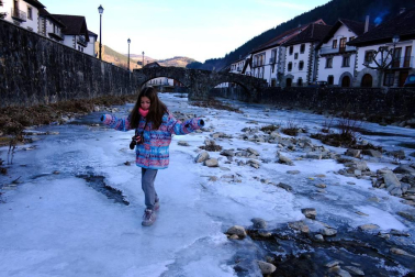 Fotos del río Salazar a su paso por Ochagavía.