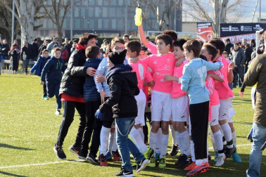 Galería de imágenes de la final del Torneo Fundación Osasuna, en la que Luis Amigó se ha impuesto por 6-1 a Catalina de Foix.