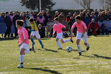 Galería de imágenes de la final del Torneo Fundación Osasuna, en la que Luis Amigó se ha impuesto por 6-1 a Catalina de Foix.