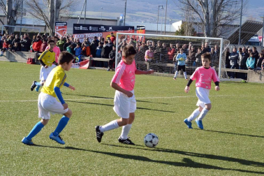 Galería de imágenes de la final del Torneo Fundación Osasuna, en la que Luis Amigó se ha impuesto por 6-1 a Catalina de Foix.