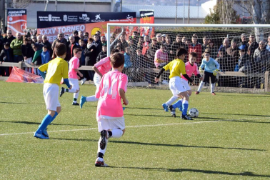 Galería de imágenes de la final del Torneo Fundación Osasuna, en la que Luis Amigó se ha impuesto por 6-1 a Catalina de Foix.