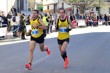 Galería de imágenes de la carrera celebrada este domingo en Larraga.