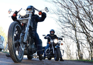Concentración de aficionados a las motos en Ribaforada. I invernal motera