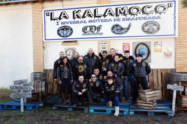 Concentración de aficionados a las motos en Ribaforada. I invernal motera