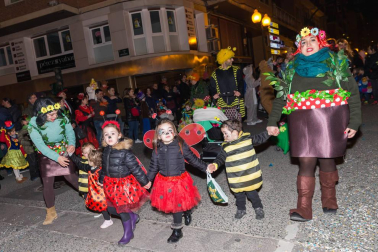 Imágenes del primer desfile de carnaval de Tudela.