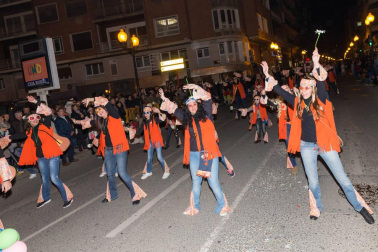 Imágenes del primer desfile de carnaval de Tudela.