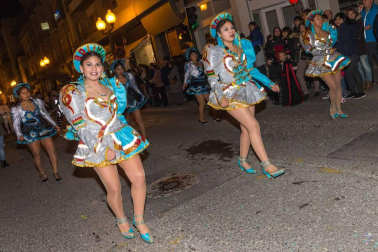 Imágenes del primer desfile de carnaval de Tudela.