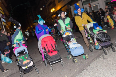 Imágenes del primer desfile de carnaval de Tudela.