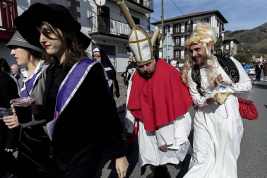 Imágenes de carnaval en Bera.