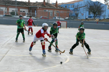 El club ha creado tres equipos mixtos: dos de Prebenjamín y uno de Benjamín.
