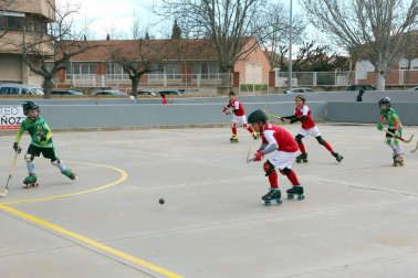 El club ha creado tres equipos mixtos: dos de Prebenjamín y uno de Benjamín.