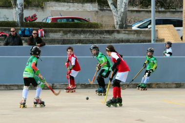 El club ha creado tres equipos mixtos: dos de Prebenjamín y uno de Benjamín.