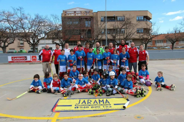 El club ha creado tres equipos mixtos: dos de Prebenjamín y uno de Benjamín.