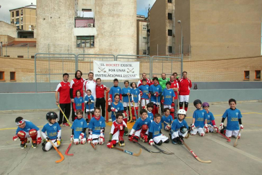 El club ha creado tres equipos mixtos: dos de Prebenjamín y uno de Benjamín.