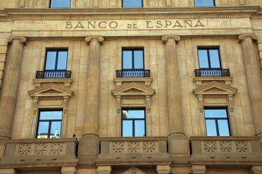 Imágenes del interior del edificio del Banco de España en Pamplona