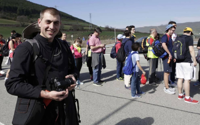 Los peregrinos caminaron hacia Javier con sol y buenas temperaturas