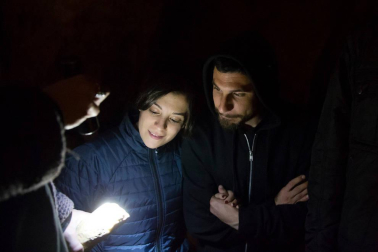 El día de las cuevas atrajo hasta las grutas abiertas al público en Navarra en su octava edición a muchos turistas que pudieron disfrutar de actividades y visitas guiadas.