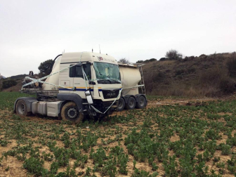Imágenes del accidente mortal en la AP-15 entre Pueyo y Garínoain.